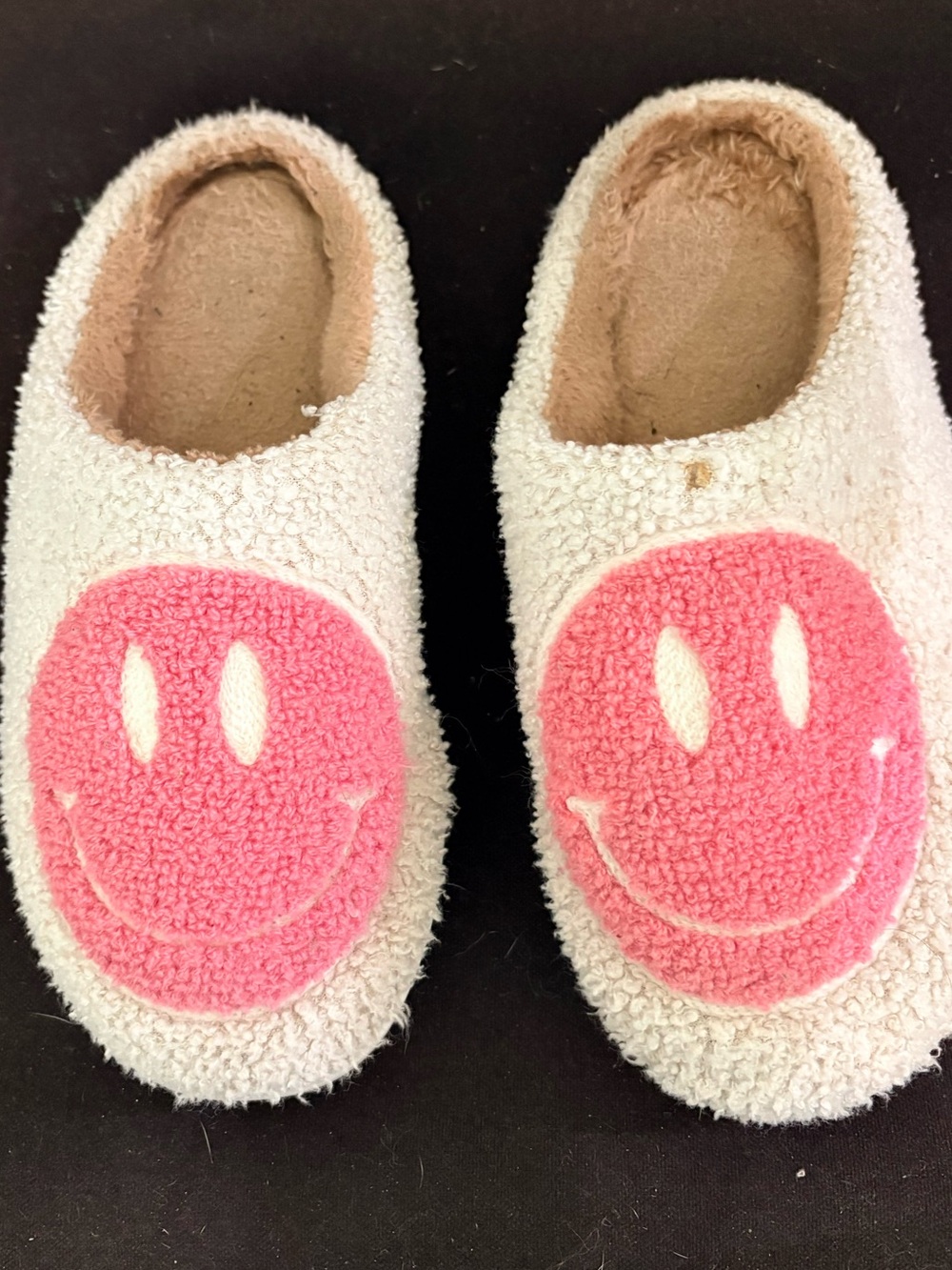 Women’s White Fuzzy Slippers with Pink Smiley Face - Cozy Slip-On